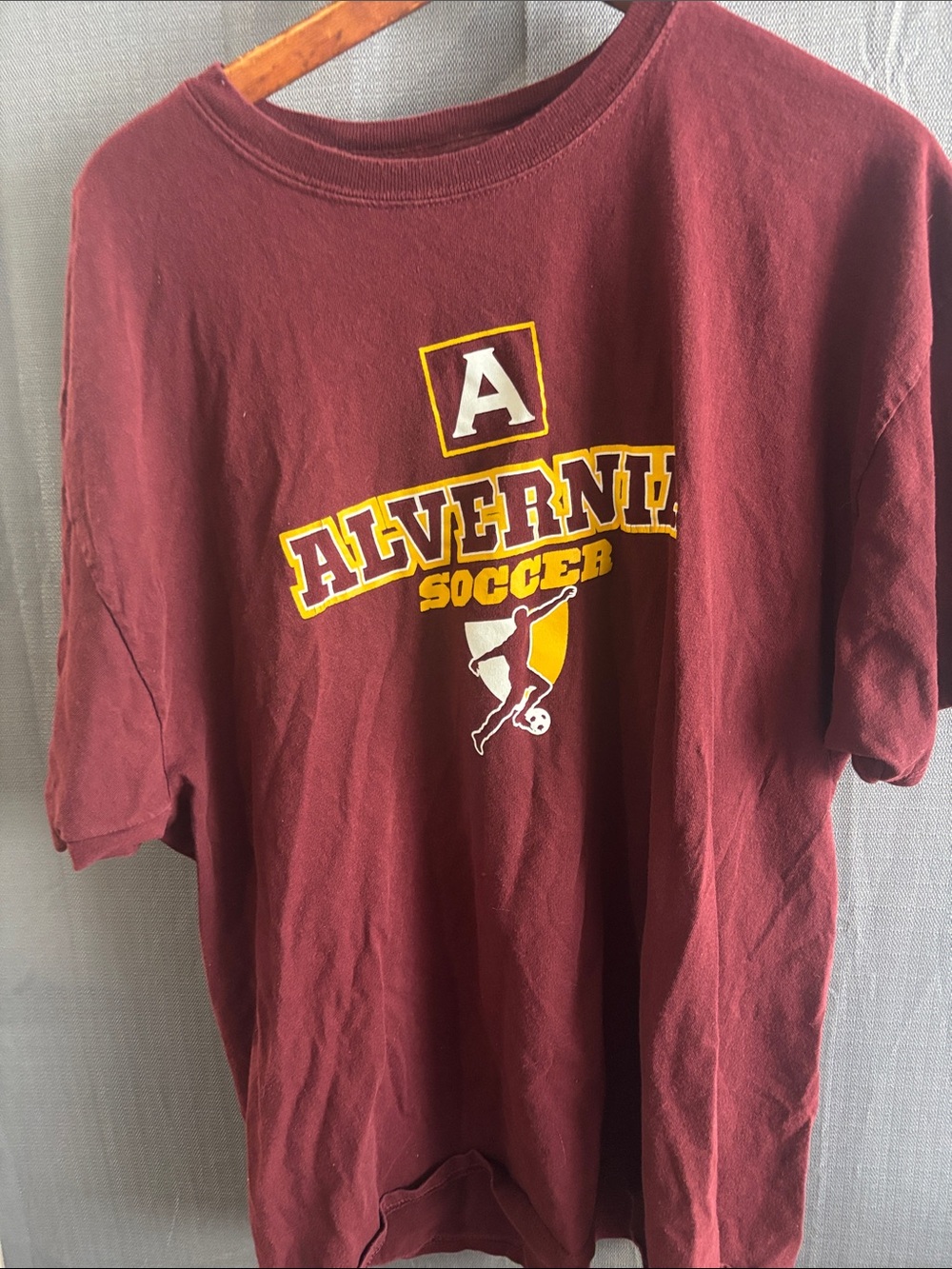 Men’s Alvernia Short-Sleeve Tee - Maroon